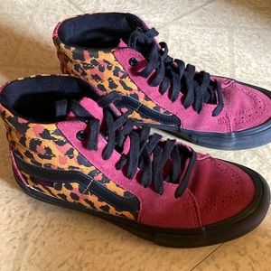 Leopard Vans